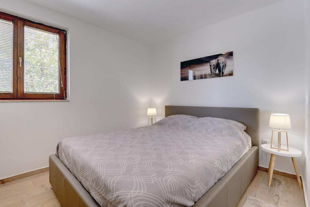 Villa Jela Μεντουλίν Εξωτερικό φωτογραφία