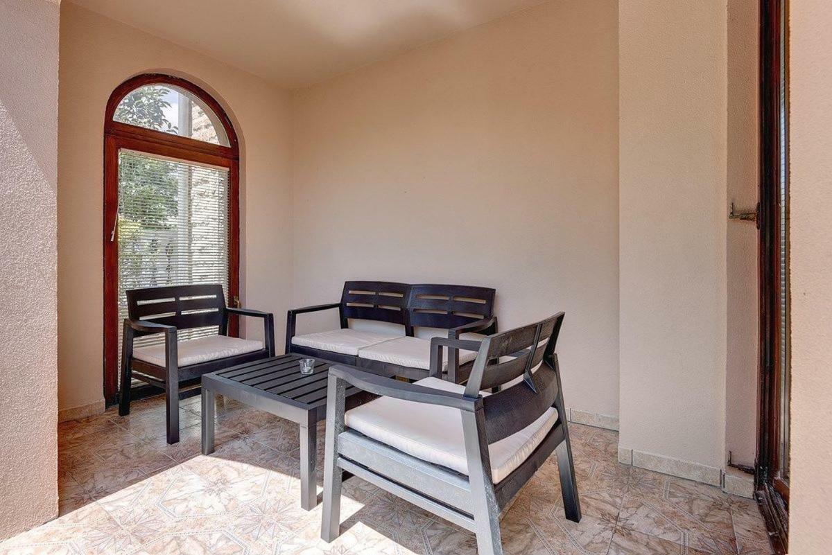 Villa Jela Μεντουλίν Εξωτερικό φωτογραφία